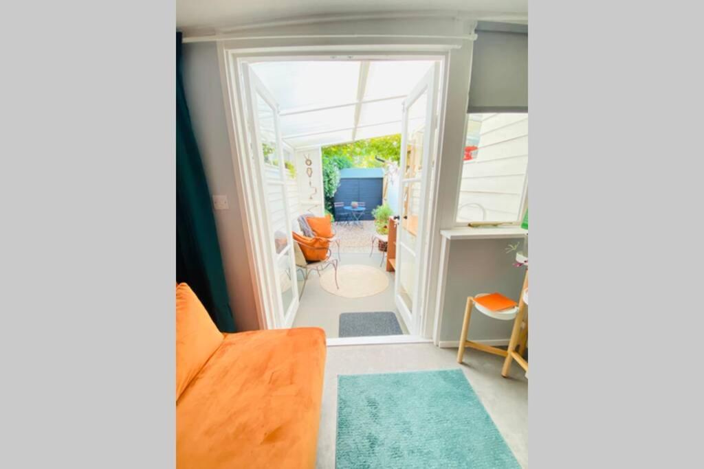 The Yellow Door Whitstable - Peaceful Retreat Close To Beach Exterior photo